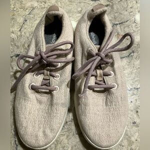 Allbirds Women’s beige Wool Shoes size 9